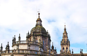 Santiago de Compostela: non solo turismo religioso Santiago de Compostela Cattedrale photo Astro Oscar flickr.com/astrooscar